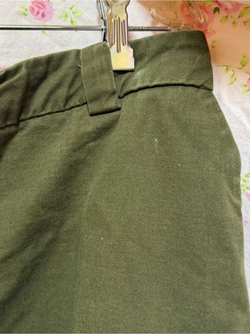 Fashion Nova Olive Green Cargo Jogger Pants - Picture 4 of 6